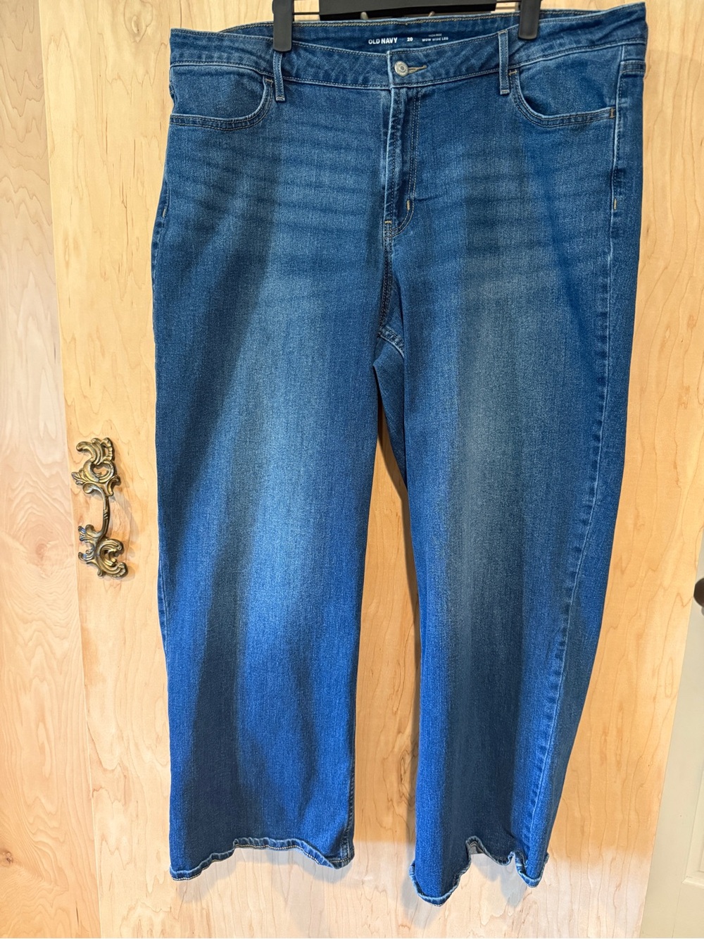 Old Navy High-Rise Wow Wide Leg Jeans - Medium Blue